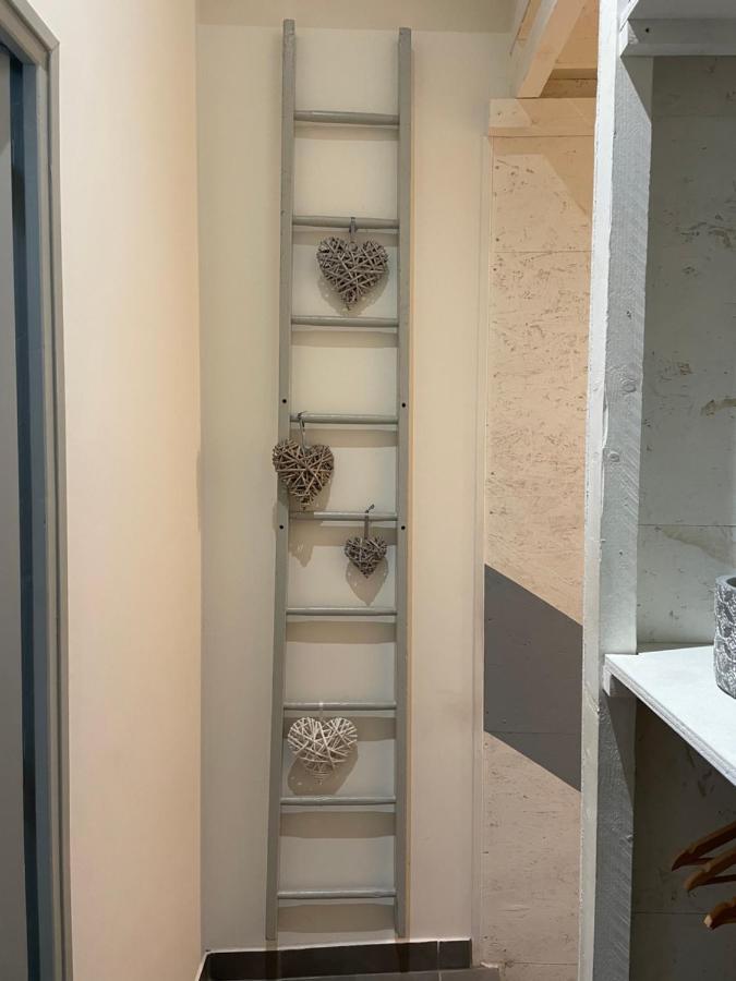 Bel Appartement Chic Et Cosy. Les Martres-de-Veyre Exterior foto